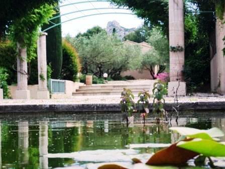 mazet saint remy de provence : les jardins de Fontanille